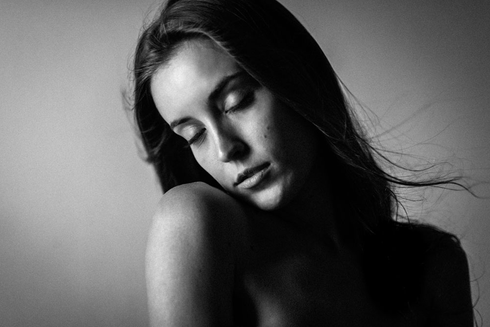 Ritratto Fotografico - Fotografo Ritrattista a Milano, Verona e Vicenza  - Book Fotografico per Modelle ed Influencer