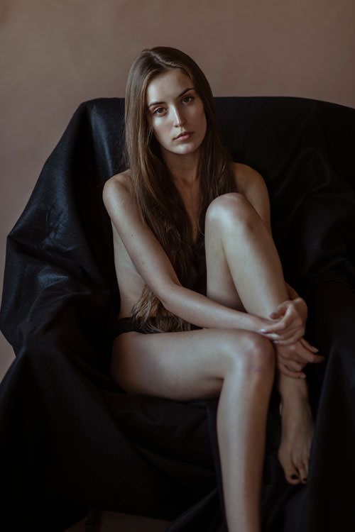 Fotografo - Ritratto Fotografico a Verona - Book per modelle - Anima Nera