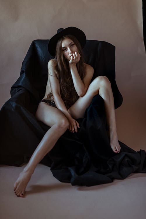 Fotografo - Ritratto Fotografico a Verona - Book per modelle - Anima Nera