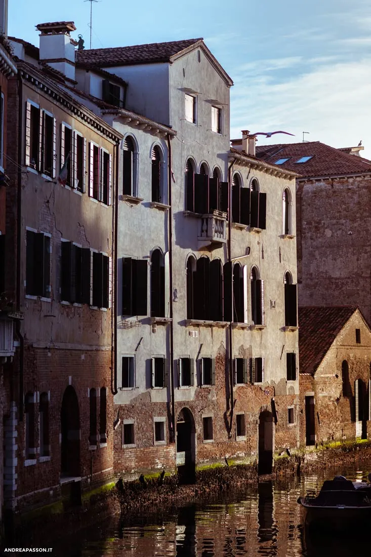 from Venice - Fotografo a Venezia - Fotografia tra Ritratto e Fine Art - Canale a Venezia