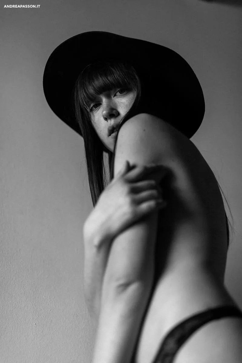 Mihaela  - Fotografo Fashion - Book Fotografico e Composit per Modella - Treviso, Padova e Venezia - Ritratto Fine Art