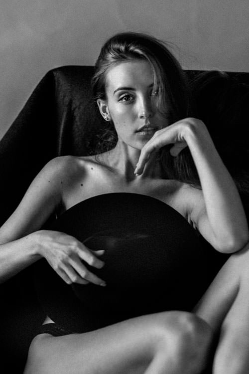 Fotografo - Ritratto Fotografico a Verona - Book per modelle - Anima Nera